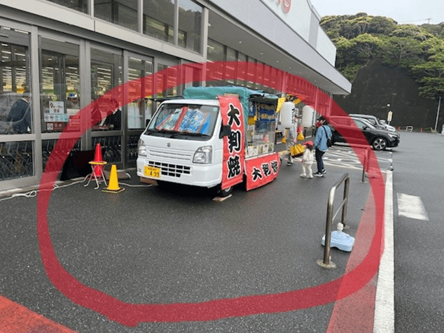食品側入口前スペース 販促プロモーションに最適な屋外催事イベントスペース