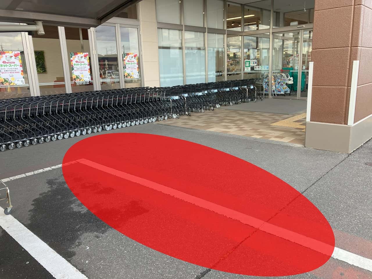 キッチンカーに最適な屋外駐車場イベントスペース