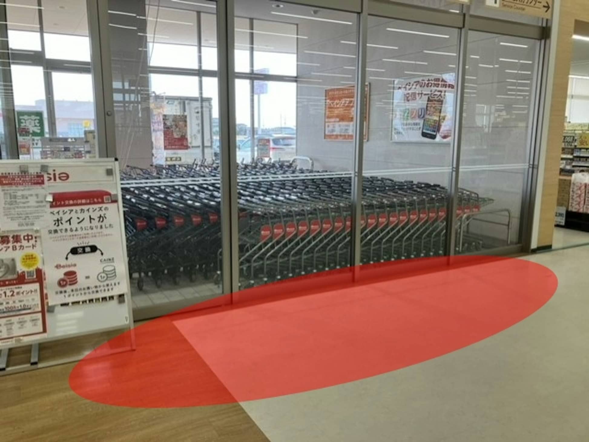 各種プロモーションや食物販に最適な店内入口前催事イベントスペース