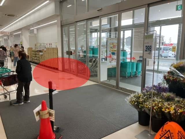 各種プロモーションや食物販に最適な入り口横催事イベントスペース